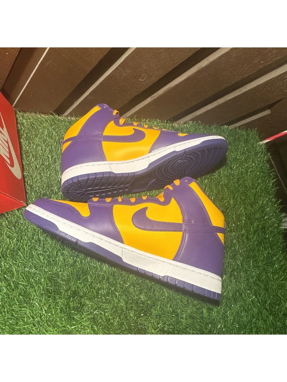 Nike Dunk High Retro Lakers Mens Size 10.5 DD1399 500 Court Purple Gold